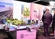 Opti-Systems had a real sorting system with a vision photo booth running at the fair.